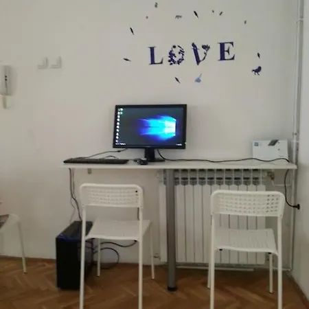 River Walk Apartment *