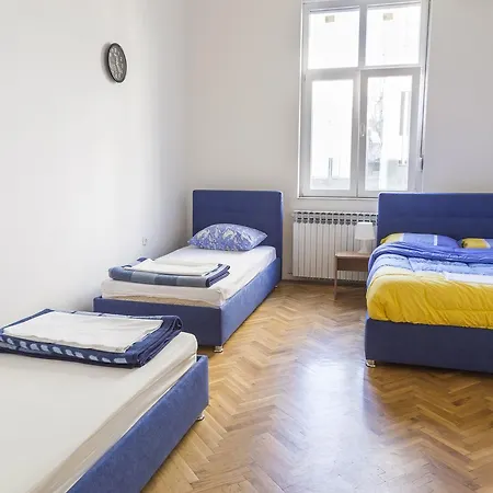 River Walk Apartament *